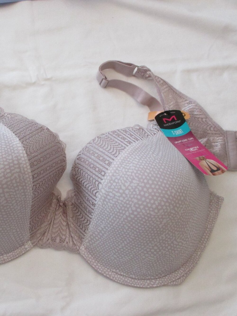 NWT - Maidenform  T-Shirt bra - sz 38DD - MSRP $48.00 - style #09404 -
